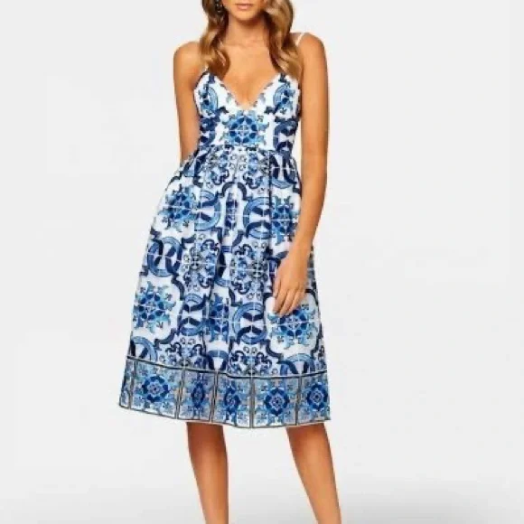 KOOKAI Donatella White Blue Embroidered Cocktail Midi Dress - Picture 5 of 15
